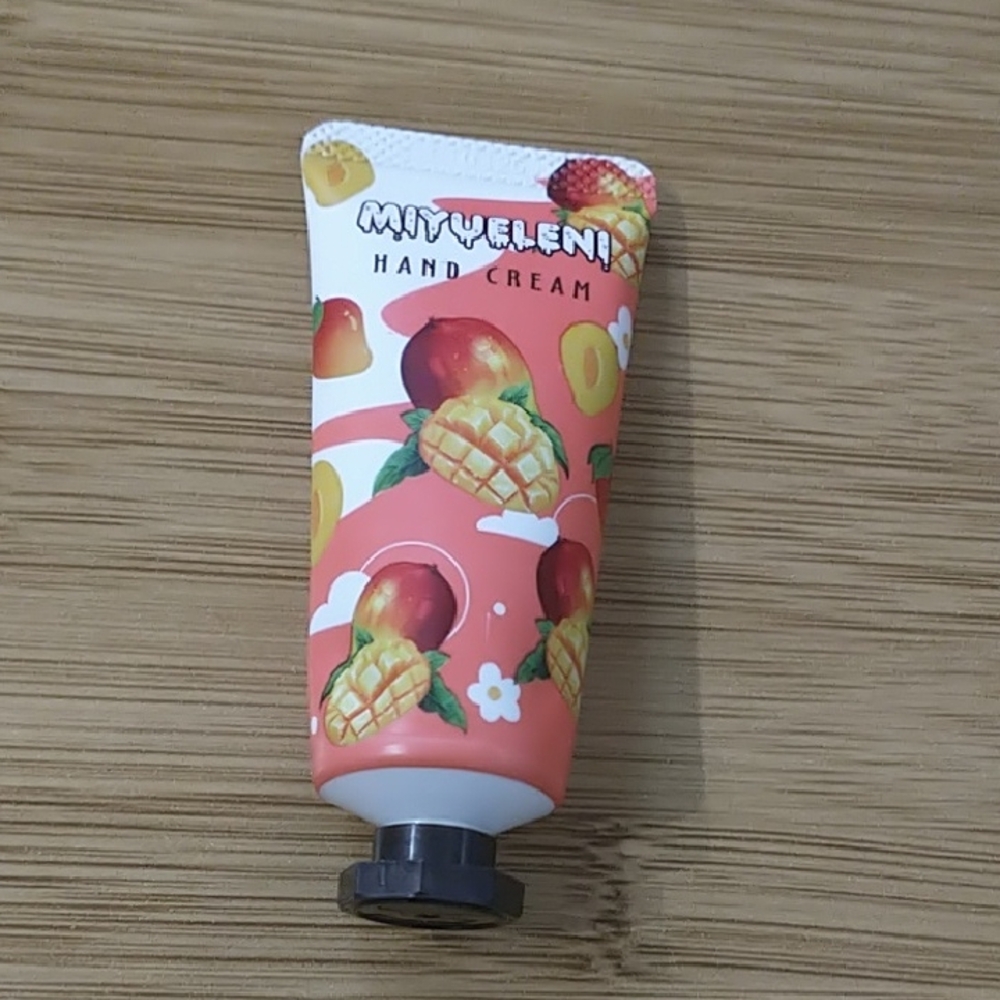 Miyveleni Mango & Pineapple Hand Cream - Coral Pink